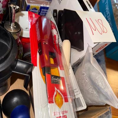 Sale Photo Thumbnail #939: M18-Flat of Kitchen items