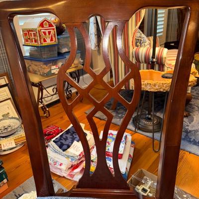 Sale Photo Thumbnail #962: M24-Beautiful dining table and chairs