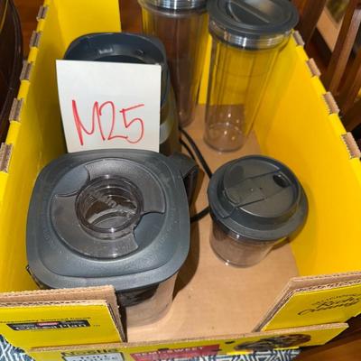 Sale Photo Thumbnail #970: M25-Cuisinart Blender