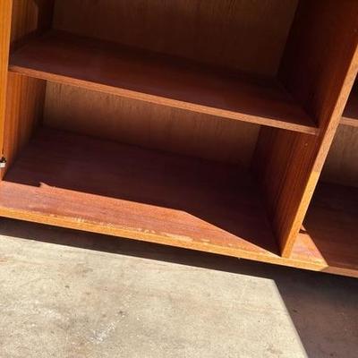 LIGHTED VINTAGE HUTCH