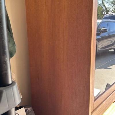 LIGHTED VINTAGE HUTCH