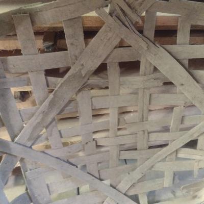 Vintage Authentic Splint Wood Tobacco Leaf Market Basket (A)