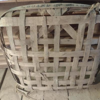 Vintage Authentic Splint Wood Tobacco Leaf Market Basket (D).