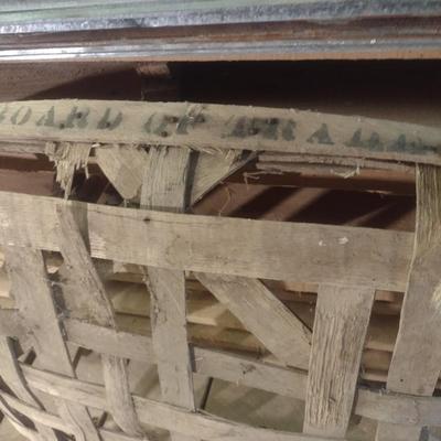 Vintage Authentic Splint Wood Tobacco Leaf Market Basket (D).