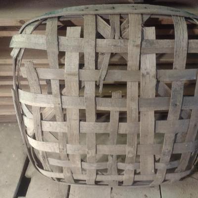 Vintage Authentic Splint Wood Tobacco Leaf Market Basket (E)