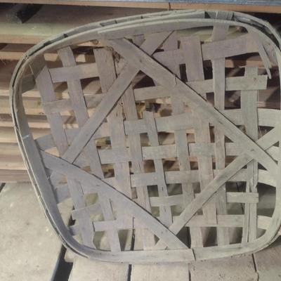 Vintage Authentic Splint Wood Tobacco Leaf Market Basket (E)