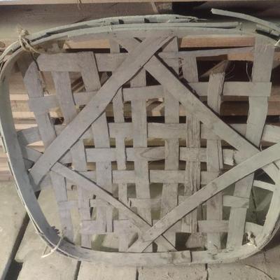 Vintage Authentic Splint Wood Tobacco Leaf Market Basket (F)