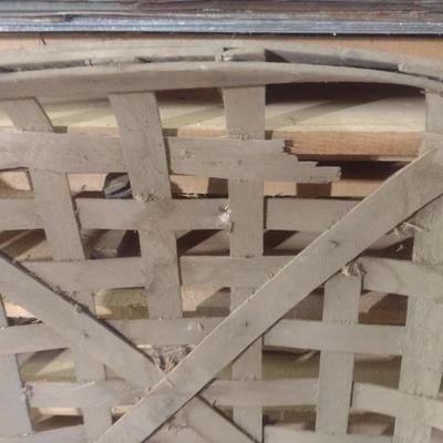 Vintage Authentic Splint Wood Tobacco Leaf Market Basket Davidson, NC (J)