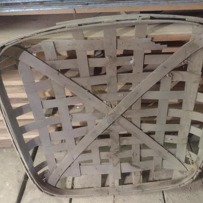 Vintage Authentic Splint Wood Tobacco Leaf Market Basket Davidson, NC (J)