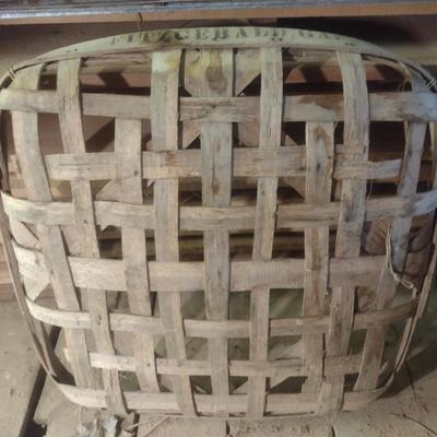 Vintage Authentic Splint Wood Tobacco Leaf Market Basket Fitzerald, GA (L)