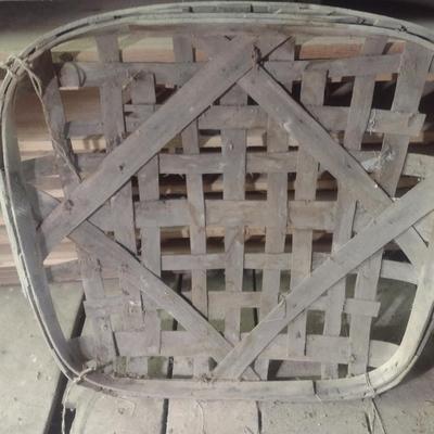 Vintage Authentic Splint Wood Tobacco Leaf Market Basket Fitzerald, GA (L)