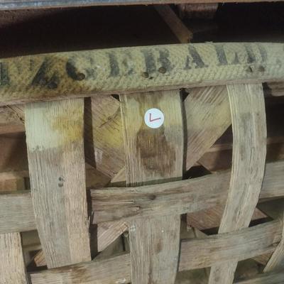 Vintage Authentic Splint Wood Tobacco Leaf Market Basket Greenville, TN (N)