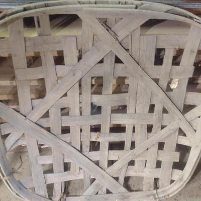 Pair of Vintage Authentic Splint Wood Tobacco Leaf Market Baskets One Marked Asheville, NC (S)