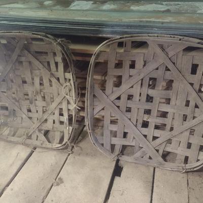 Pair of Vintage Authentic Splint Wood Tobacco Leaf Market Baskets One Marked Asheville, NC (S)