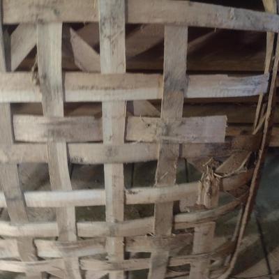 Pair of LLL, KY [Louisville] Vintage Authentic Splint Wood Tobacco Leaf Market Baskets (V)