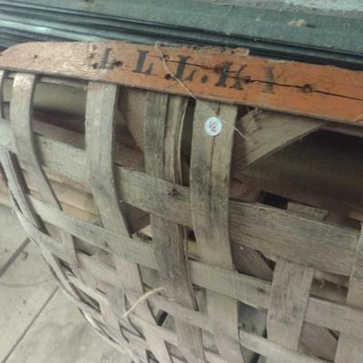 Pair of LLL, KY [Louisville] Vintage Authentic Splint Wood Tobacco Leaf Market Baskets (V)