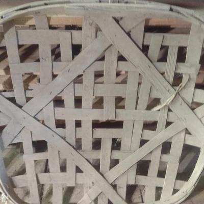 Pair of Vintage Authentic Splint Wood Tobacco Leaf Market Baskets (W)