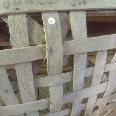 Pair of Vintage Authentic Splint Wood Tobacco Leaf Market Baskets (W)