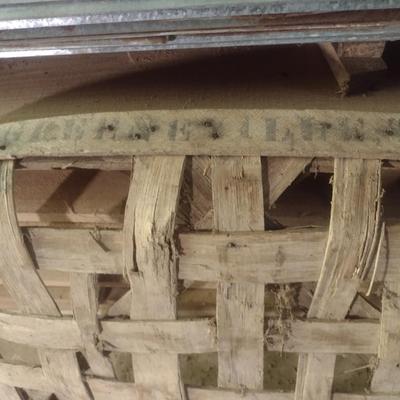 Vintage Authentic Splint Wood Tobacco Leaf Market Basket (Y)