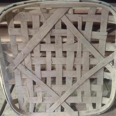 Vintage Authentic Splint Wood Tobacco Leaf Market Basket (Y)