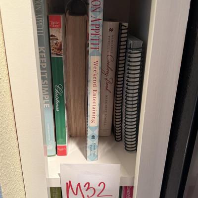 Sale Photo Thumbnail #1000: M32-Cookbooks