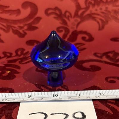 Sevre Crystal Paper Weight