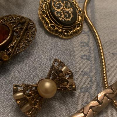 Vintage Costume Jewelry Lot