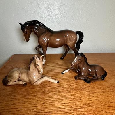 Lot 109 China Horse figures