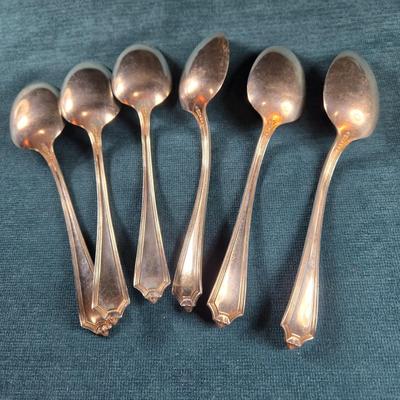 Sale Photo Thumbnail #142: This auction lot is for a Set of 6 Sterling Silver Soup Spoons. These spoons are pattern 1911 Plymouth by Gorham. They have a monogram of what we believe to be an F on the handles but it is very decorative - and  it is hard to discern. They are in very go