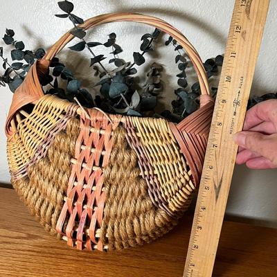 Lot 131 Wall decor