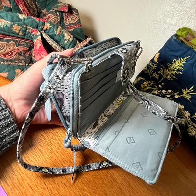 Lot 142 Vera Bradley Bags