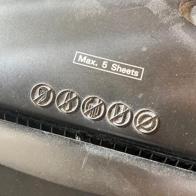 Lot 144 Paper Shredder
