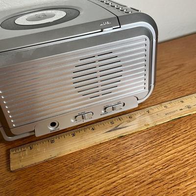 Lot 146 CD Alarm Clock