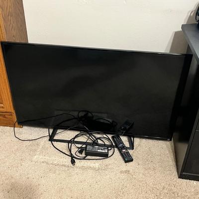 Lot 149 Sony TV