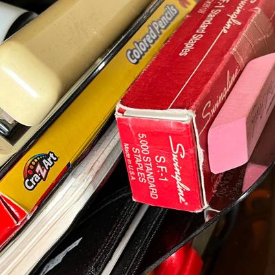 Lot 150 Office Stuff