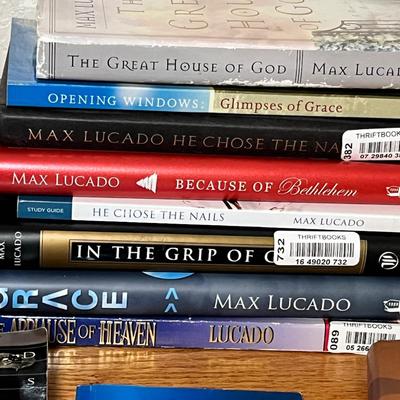 Lot 152 Max Lucado books