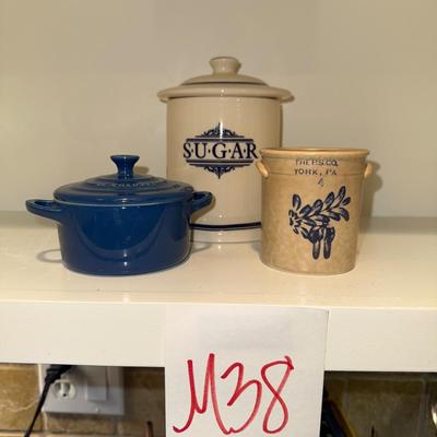 Sale Photo Thumbnail #1022: M38-Kitchen misc.