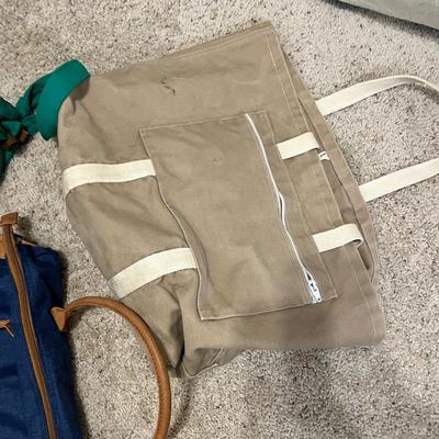 Lot 161 Purses #2 Gucci!!!