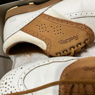 Lot 164 Ladies Golf shoes