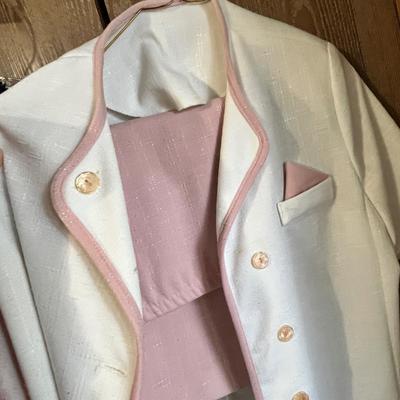 Lot 169 Vintage outfits
