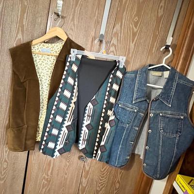 Lot 171 Western Vests