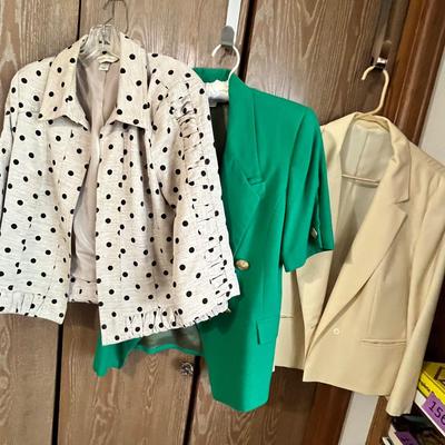 Lot 173 Blazers