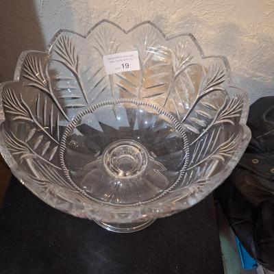 Sale Photo Thumbnail #143: use for punch or halloween candy, deserts and more.  We think this is Dublin Crystal pattern by Godinger