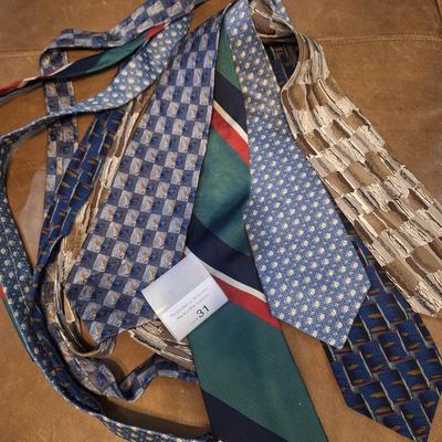 Sale Photo Thumbnail #199: mens ties