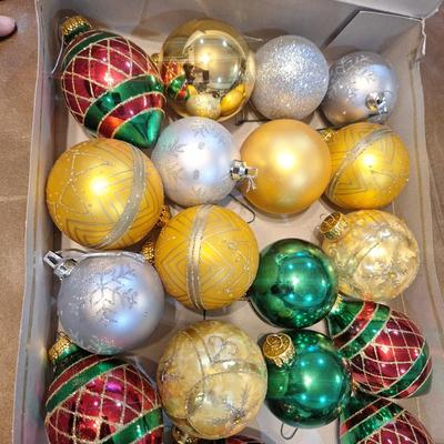Sale Photo Thumbnail #204: Glass ornaments