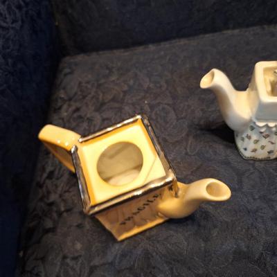 Sale Photo Thumbnail #263: small ceramic teapots