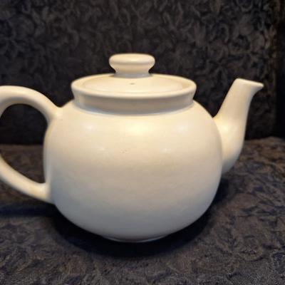 Sale Photo Thumbnail #292: ceramic teapot