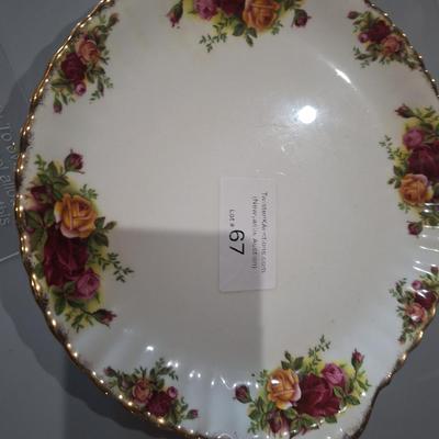 Sale Photo Thumbnail #370: Royal Albert bone china made in England, Old Country Roses- platter