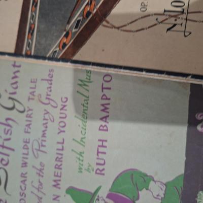 Sale Photo Thumbnail #381: bundle of sheet music books