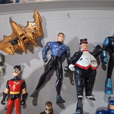 Sale Photo Thumbnail #447: Action figures, mostly batman related